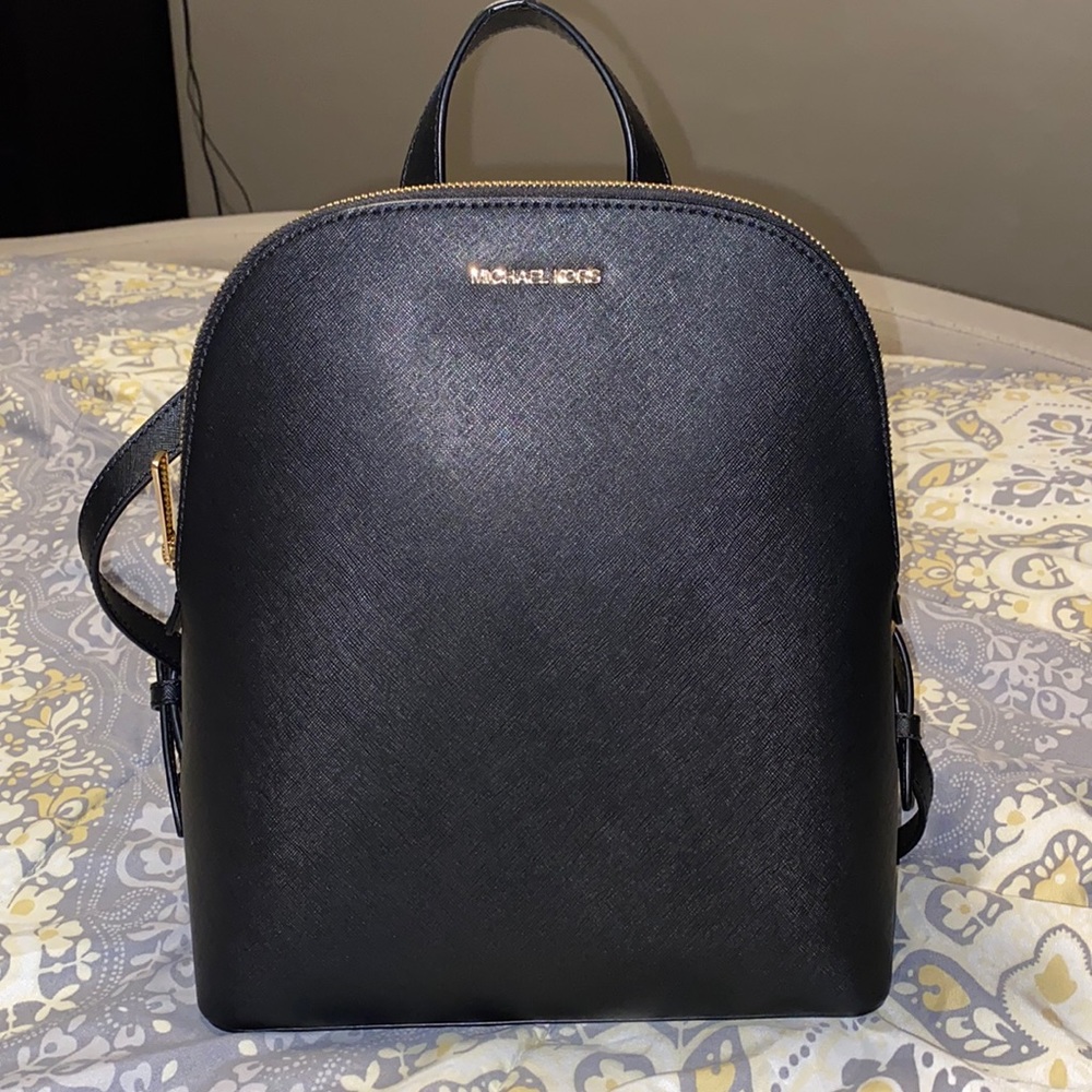 - Michael Kors Cindy Leather Backpack